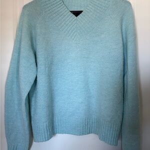 Banana Republic - RARE COLOR - V-Neck - Icy Blue Women's Sweater | Size XS|